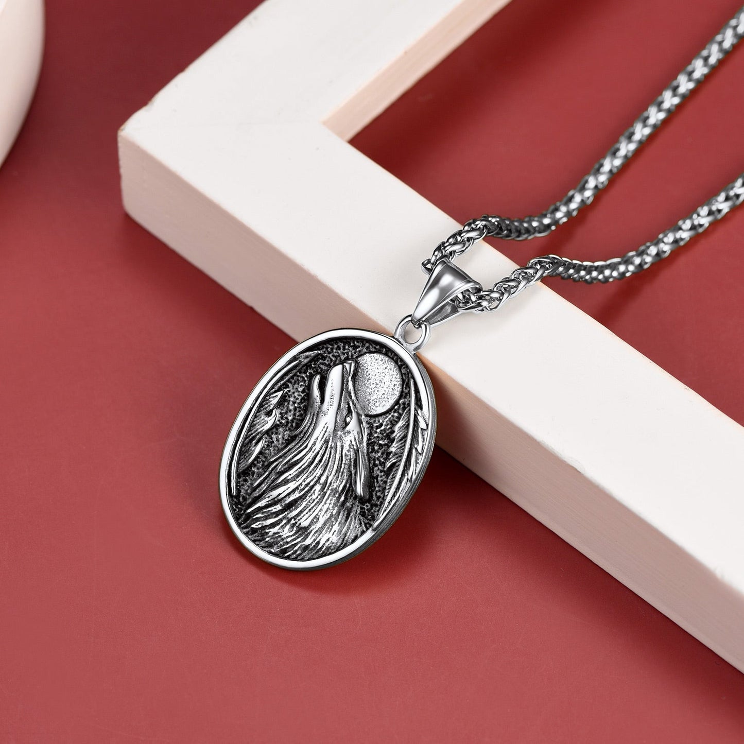 Norse Viking Wolf Pendant Necklace for Men