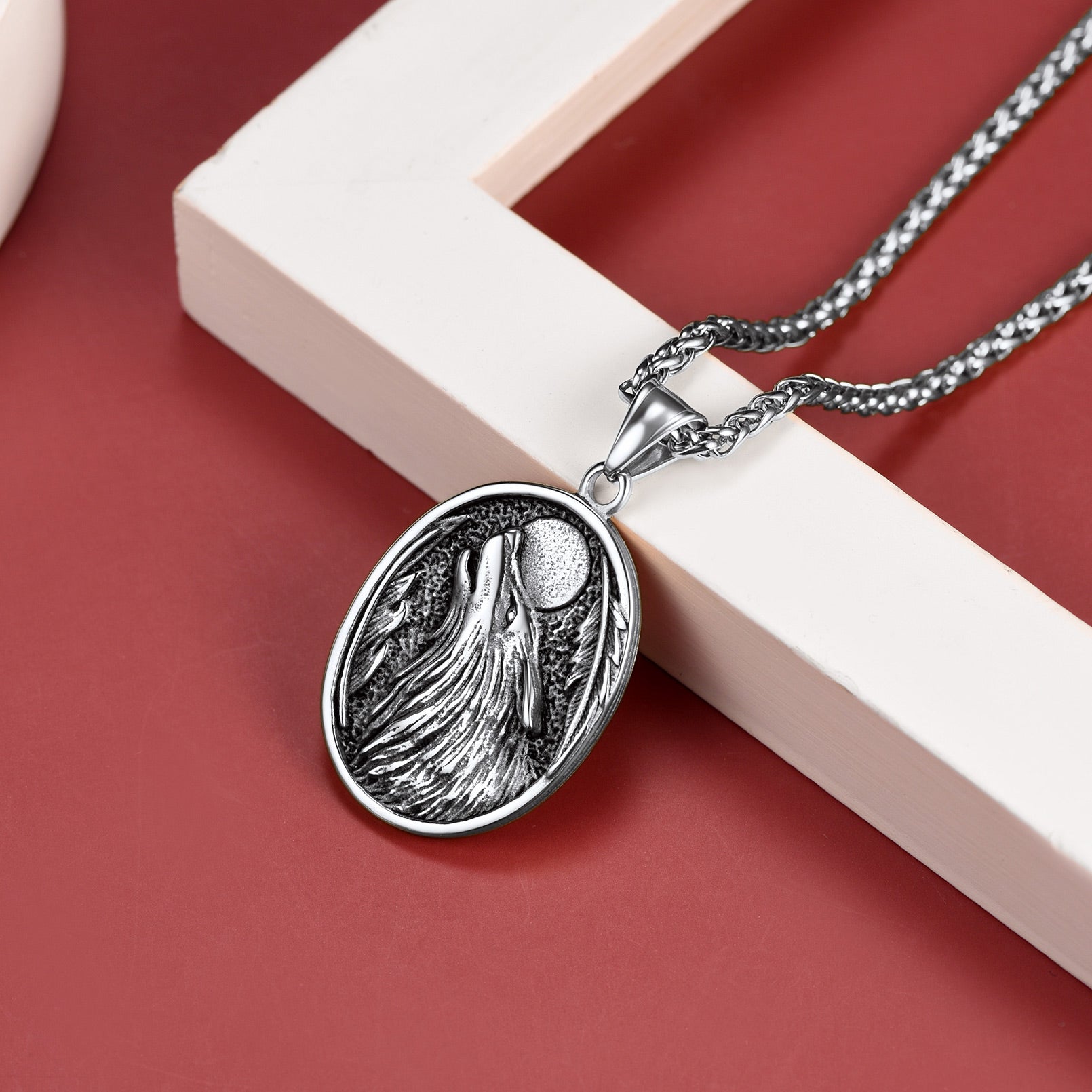 Norse Viking Wolf Pendant Necklace for Men