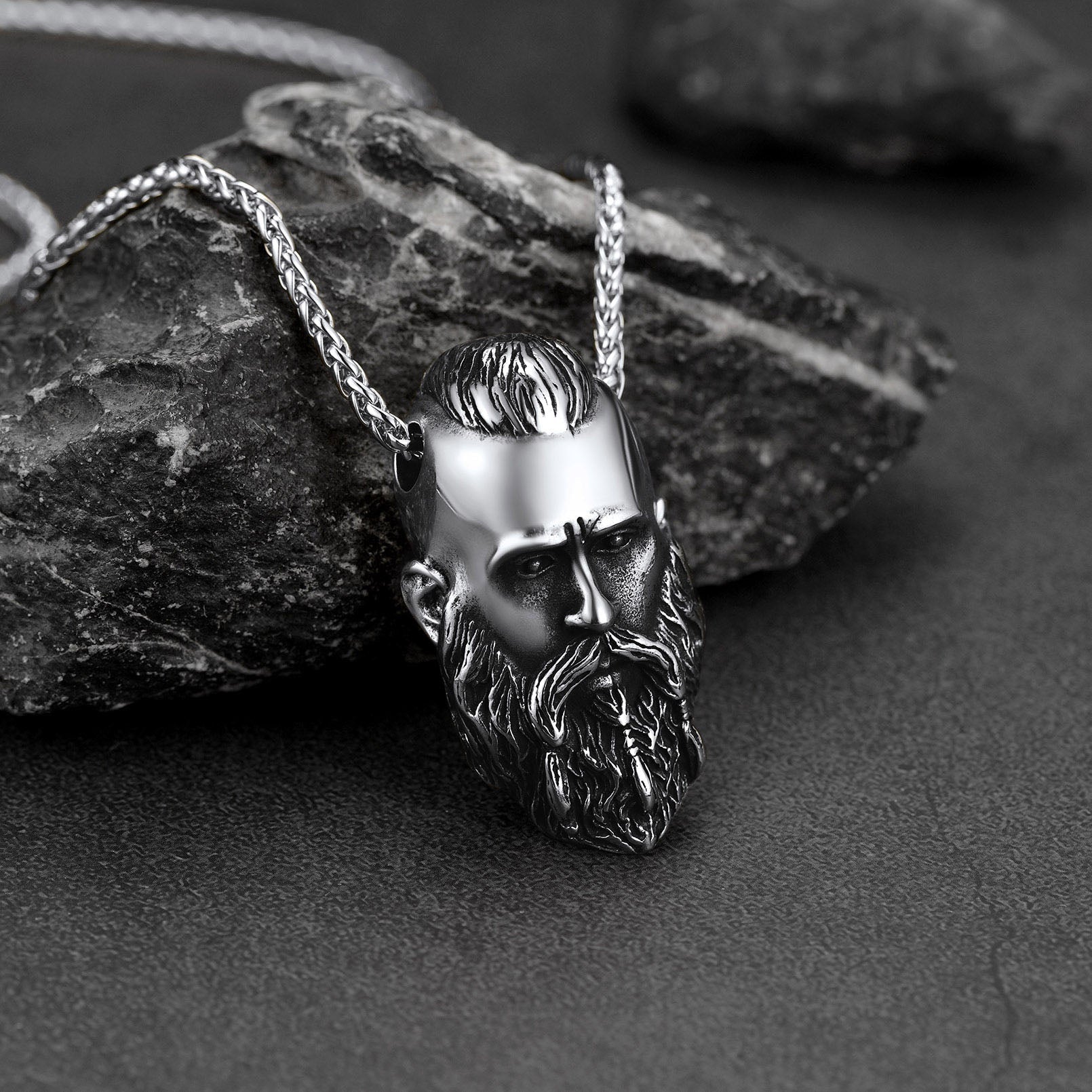 Nordic Viking Head Necklace Amulet Jewelry for Men Boys